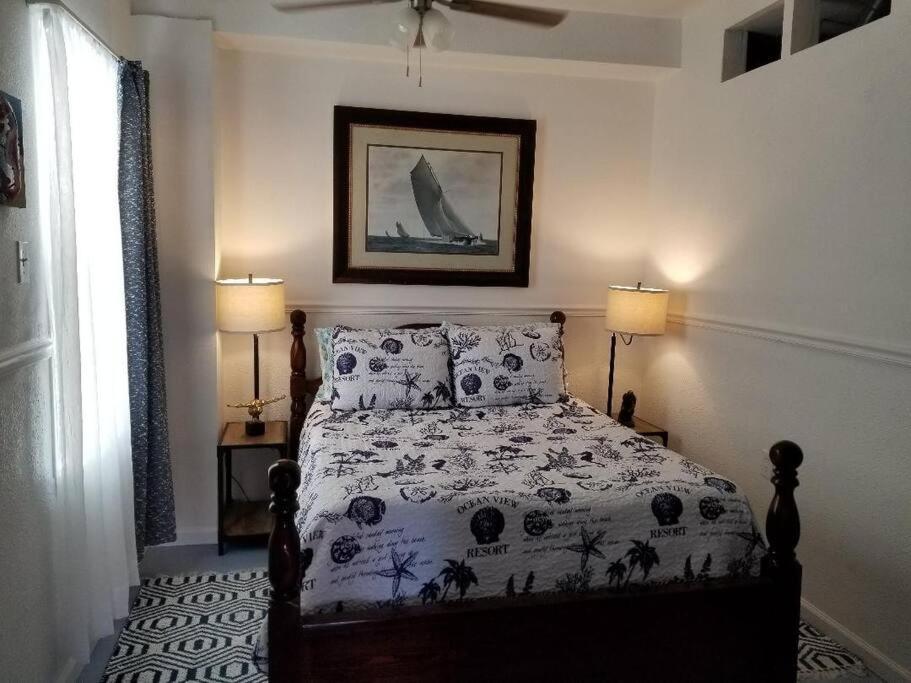 Апартаменты The Seahorse Apt - Lakeside And Close To The Beach Галвестон Экстерьер фото